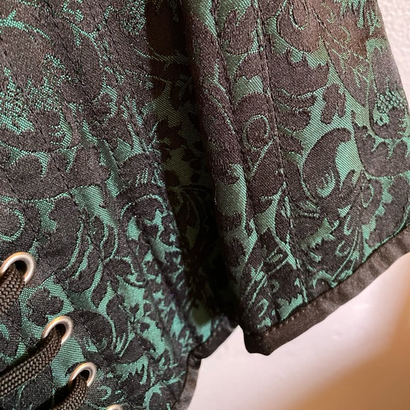 Green/Black Floral Damask Corset - Picture 4 of 6
